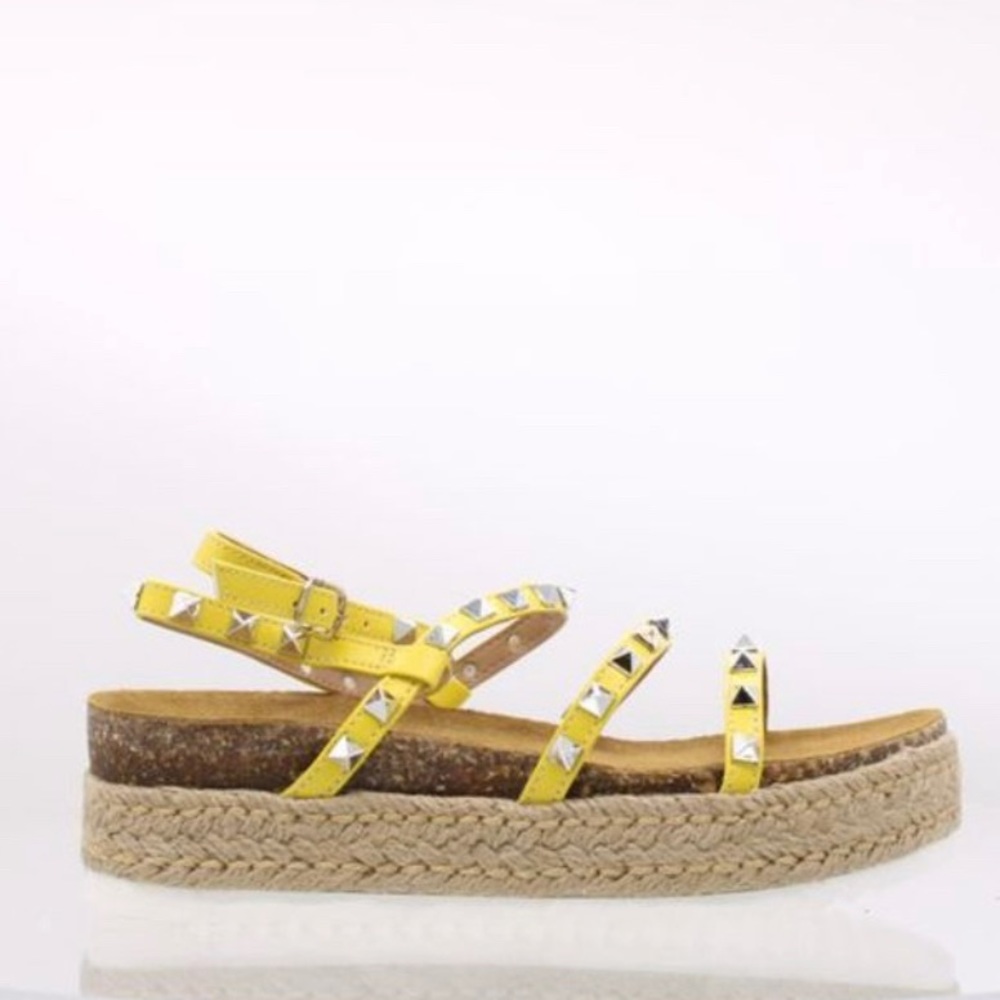 Steve Madden 💛 Espadrilles